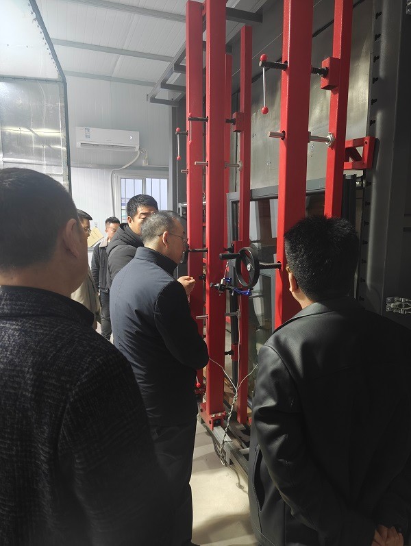 慶陽市總工會(huì)領(lǐng)導(dǎo)蒞臨信合與恒達(dá)公司參觀指導(dǎo)